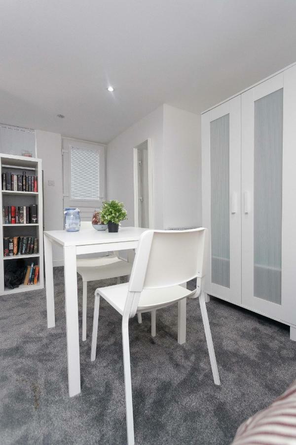 Leeds House Apartamento Exterior foto
